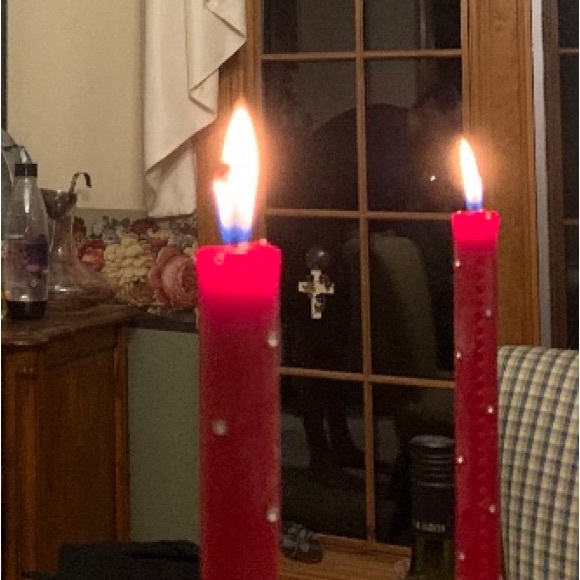 NWT MacKenzie-Childs Red tapers, dinner candles with small diamonds.Quant:2Boxed - Picture 9 of 13